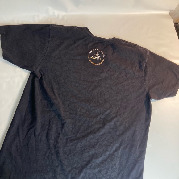ROCK AND ROLL HALL OF FAME MUSEUM SKULL & GUITARS BLACK T-SHIRT -SIZE L - Picture 5 of 5